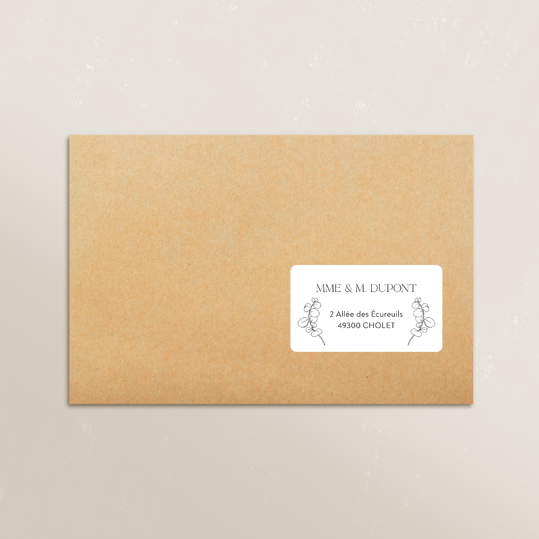 Étiquettes postales assorties au faire-part